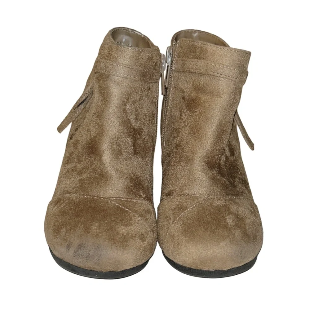 YNOT Girl's Brown Suede Wedge Booties Size 13